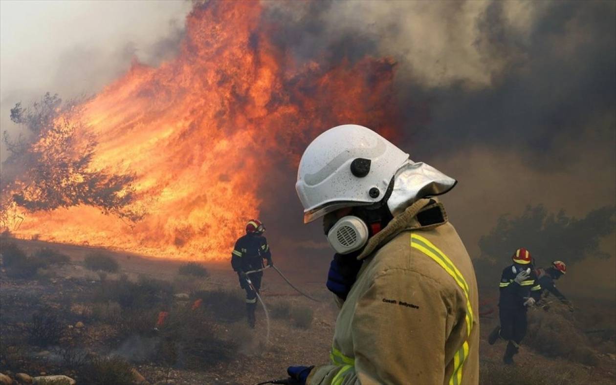 Πυρκαγιά Μαραθώνα-Διαψεύδονται τα περί εμπλοκής του Λιμενικού