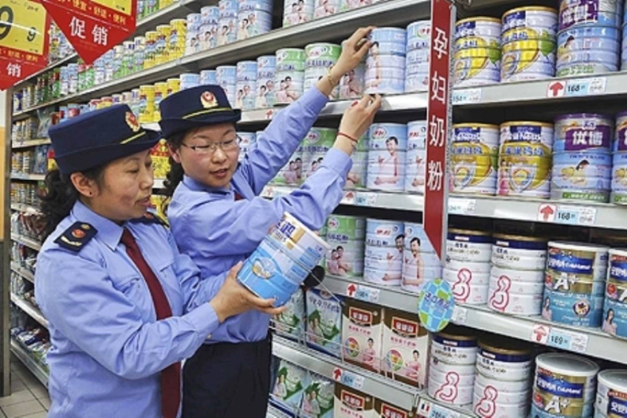 Βαριά πρόστιμα σε έξι γαλακτοβιομηχανίες στην Κίνα