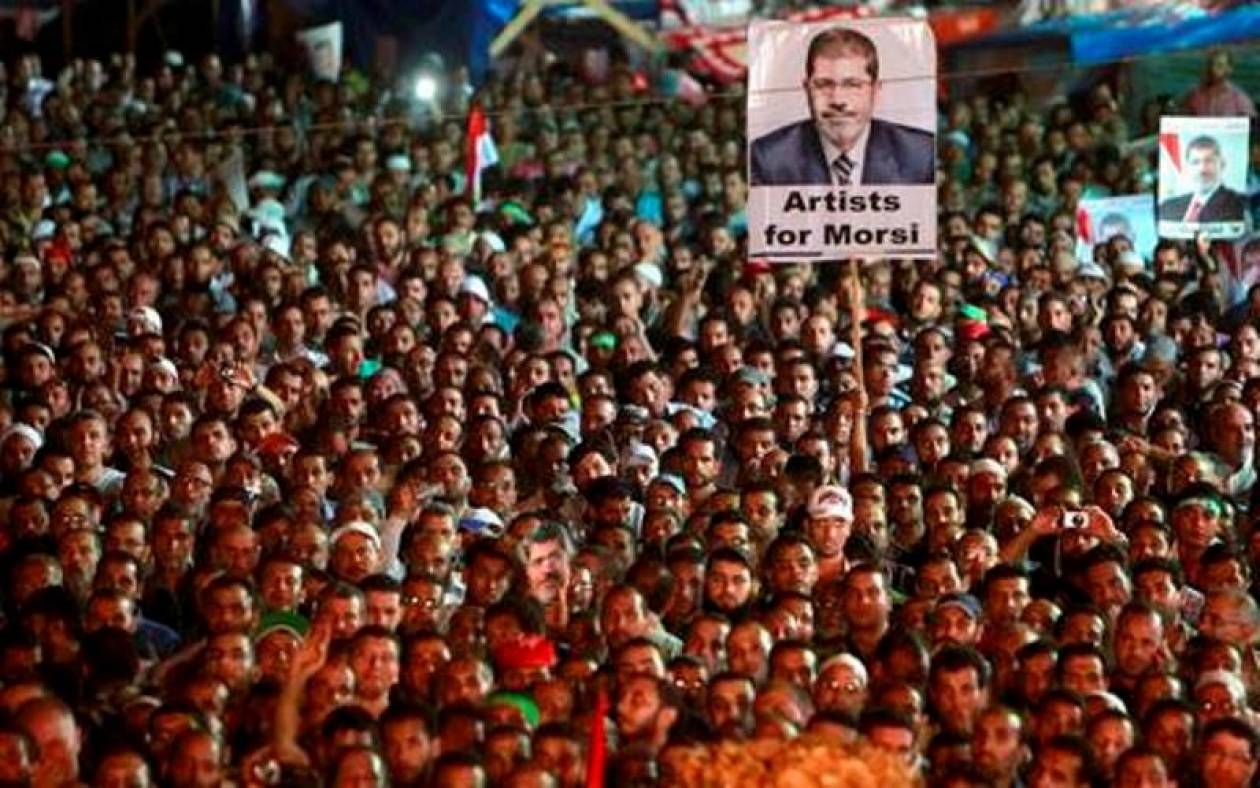 Δράση κατά των υποστηρικτών του Μόρσι αναλαμβάνει ο στρατός