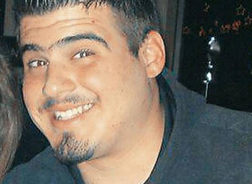 Πατέρας 19χρονου Θανάση:Σκότωσαν τον γιο μου,τον πέταξαν έξω ηθελημένα