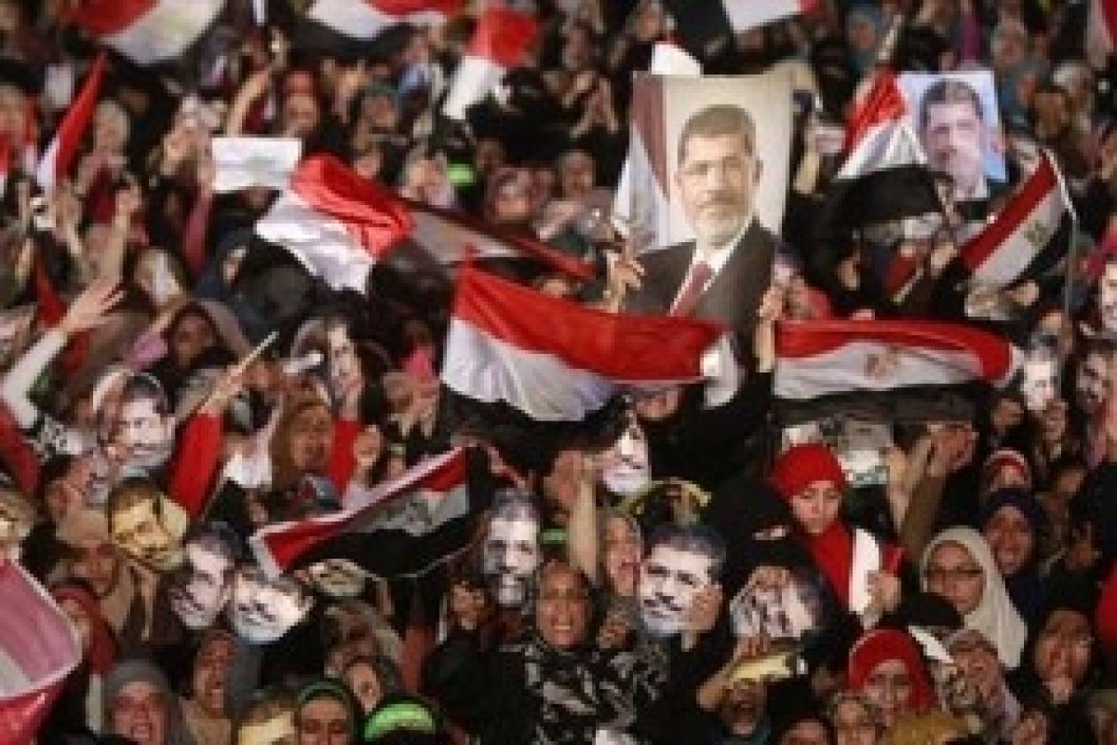 Αίγυπτος: Προσωρινός ηγέτης των Αδελφών Μουσουλμάνων ο Μαχμούντ Εζάτ