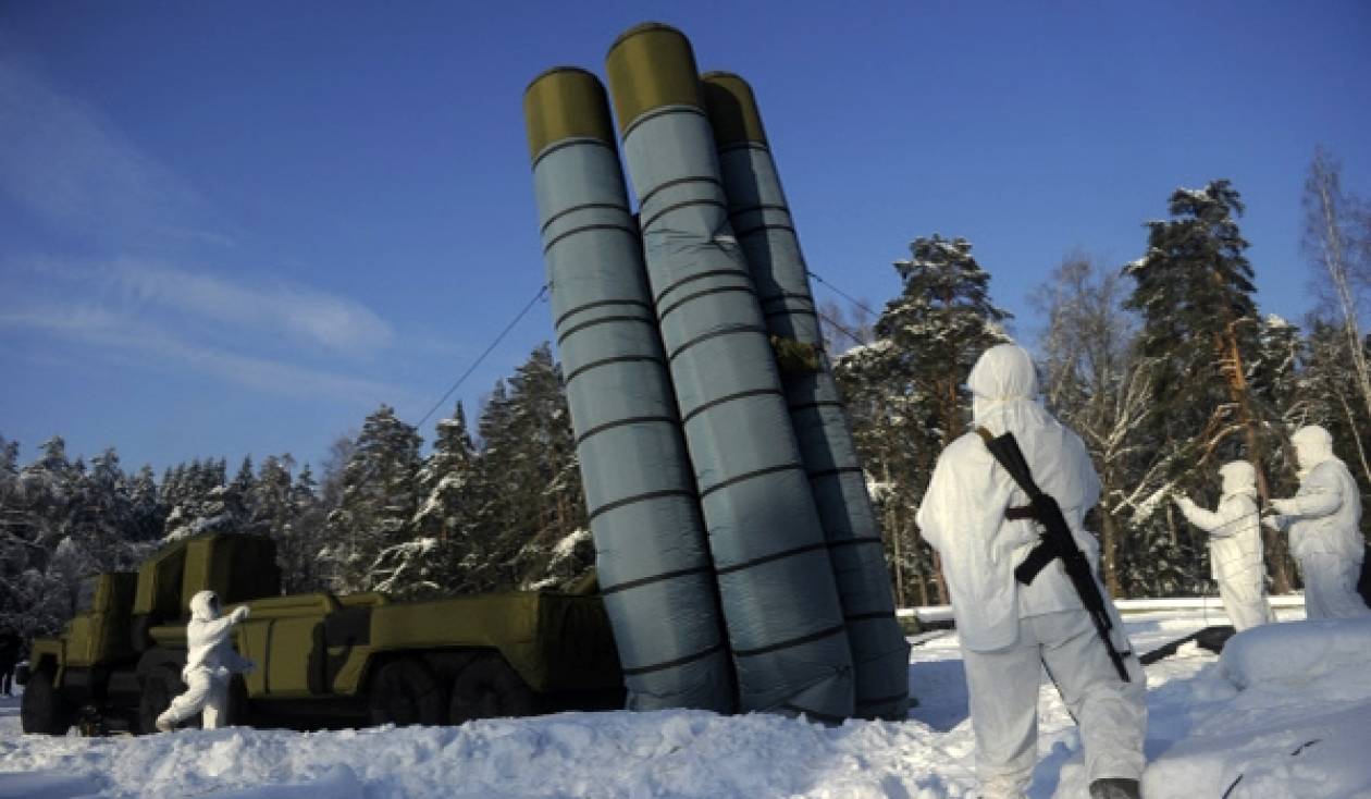 Ο ρωσικός Στρατός παρήγγειλε φουσκωτά πυραυλικά συστήματα S-300