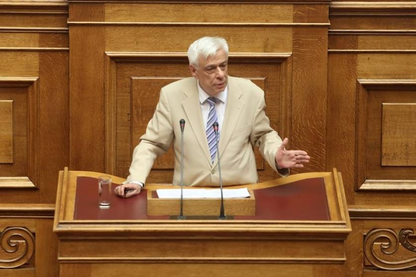 Παυλόπουλος: Πιστεύω ότι ο Σαμαράς θα «παγώσει» τους πλειστηριασμούς
