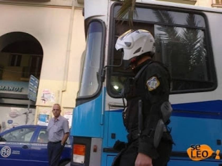 Άγνωστοι προκάλεσαν φθορές σε λεωφορείο του ΟΑΣΘ