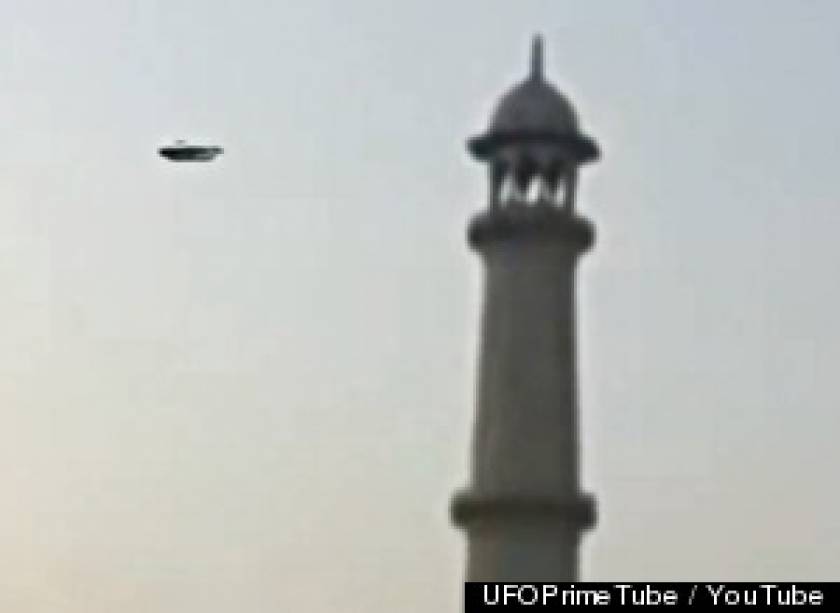 Βίντεο: Εμφανίστηκε UFO πάνω από το Ταζ Μαχάλ!