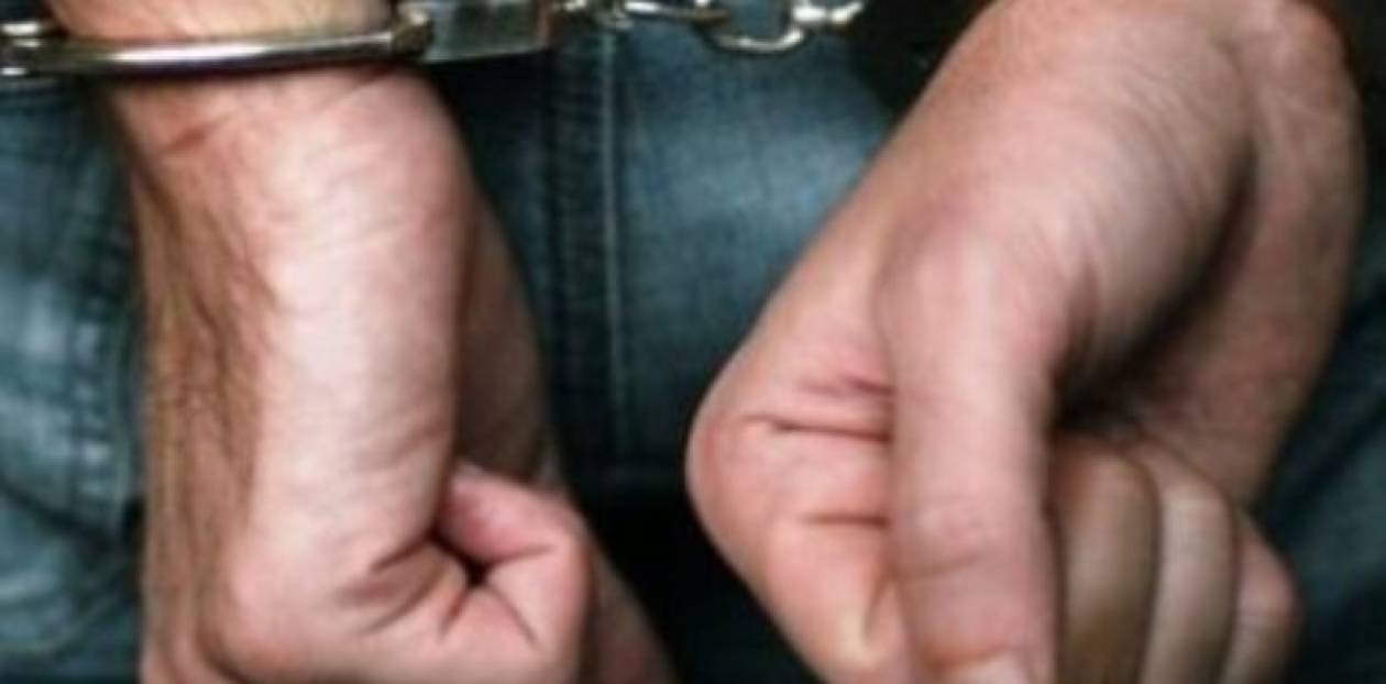 Συνελήφθησαν δύο άνδρες στην Κυλλήνη για κατοχή ηρωίνης