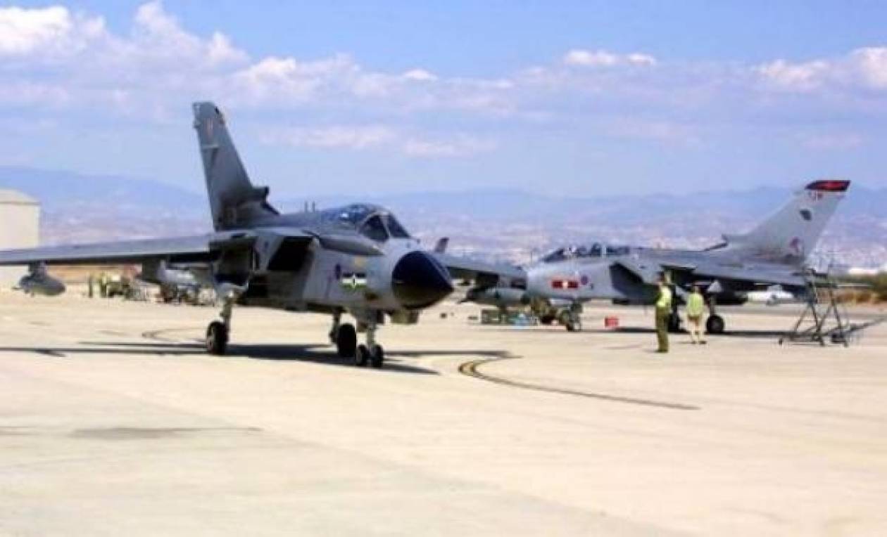 Κύπρος: Αντιδράσεις στη χρήση βρετανικών βάσεων κατά της Συρίας