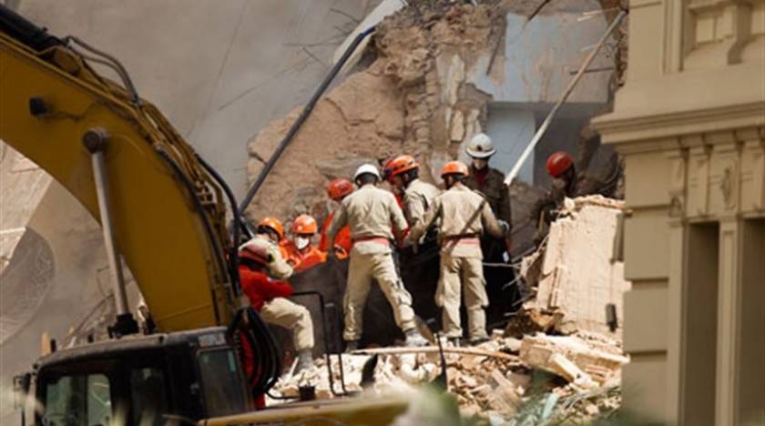 Νεκροί, τραυματίες και αγνοούμενοι από κατάρρευση κτιρίου