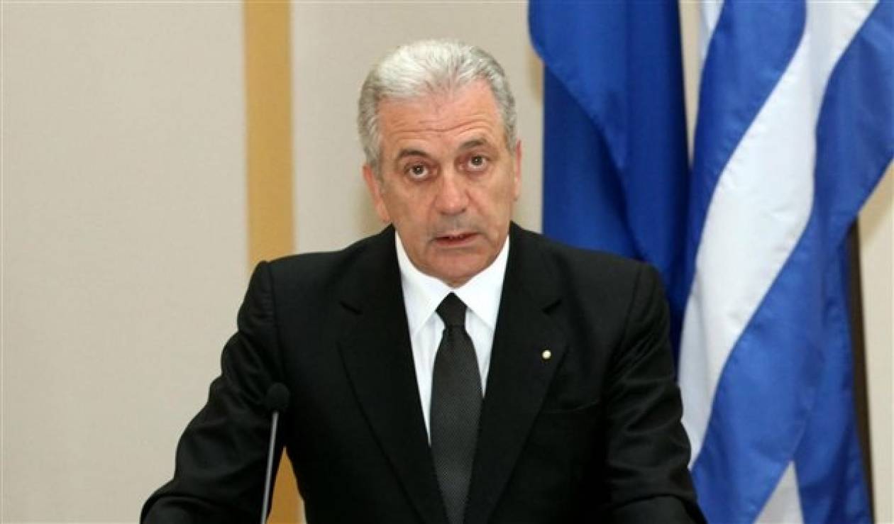 Στο άτυπο Συμβούλιο υπουργών Άμυνας θα μετάσχει ο Δ. Αβραμόπουλος