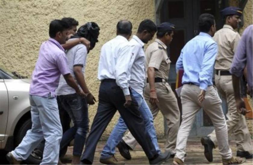 Ινδία: Ένοχοι οι 4 κατηγορούμενοι για τον ομαδικό βιασμό 23χρονης
