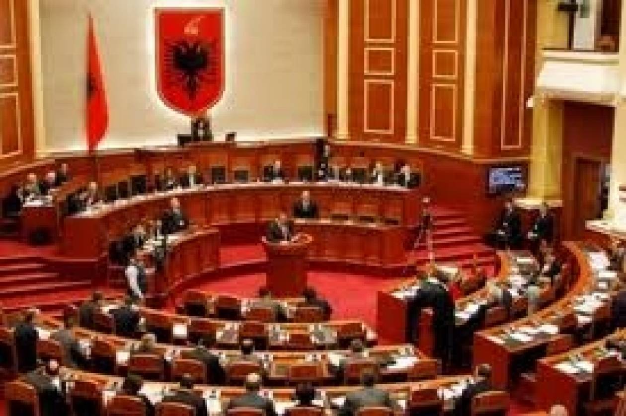 Ο πρώην πρωθυπουργός Ι. Μέτα εξελέγη πρόεδρος της αλβανικής Βουλής