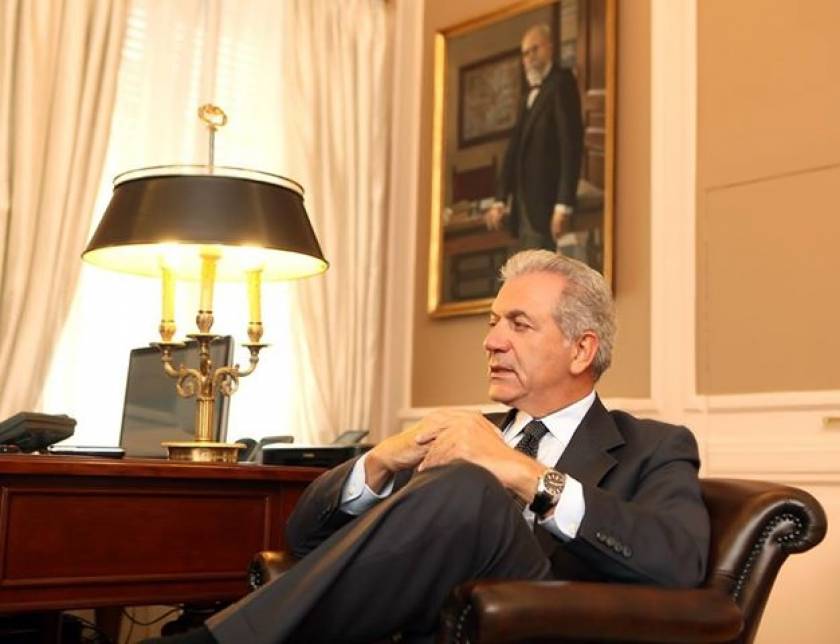 Συναντήσεις Αβραμόπουλου με τους Πρέσβεις Αργεντινής και Αρμενίας