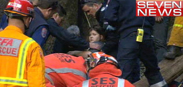 Βίντεο: 15χρονη παρέμεινε παγιδευμένη ανάμεσα σε βράχους για 6 ώρες