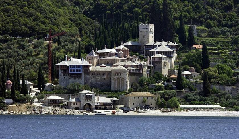 Έλληνες ιερείς εμπλέκονται σε απάτες ύψους δισεκατομμυρίων ευρώ