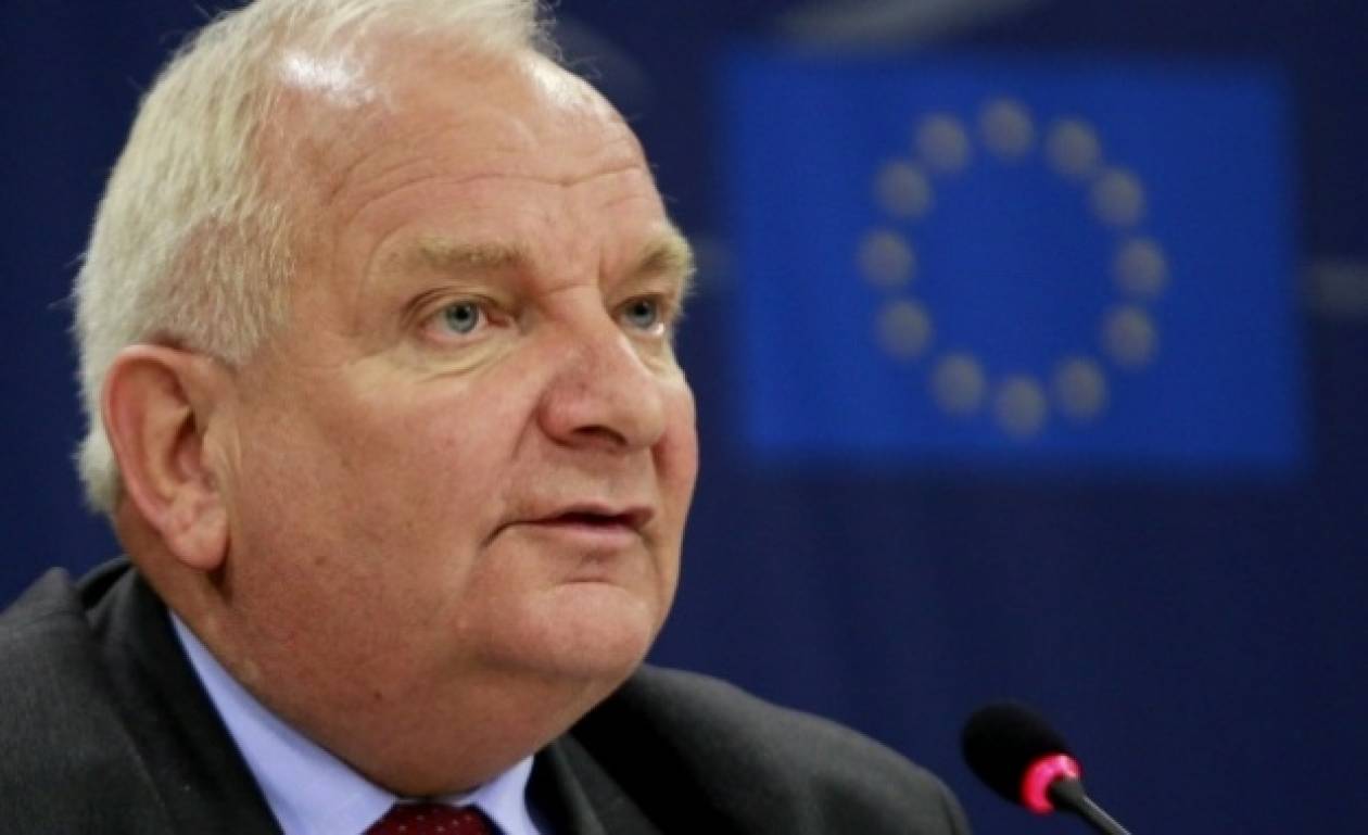 Καταδίκασε τη δολοφονία Φύσσα ο πρόεδρος του ΕΛΚ στο ευρωκοινοβούλιο