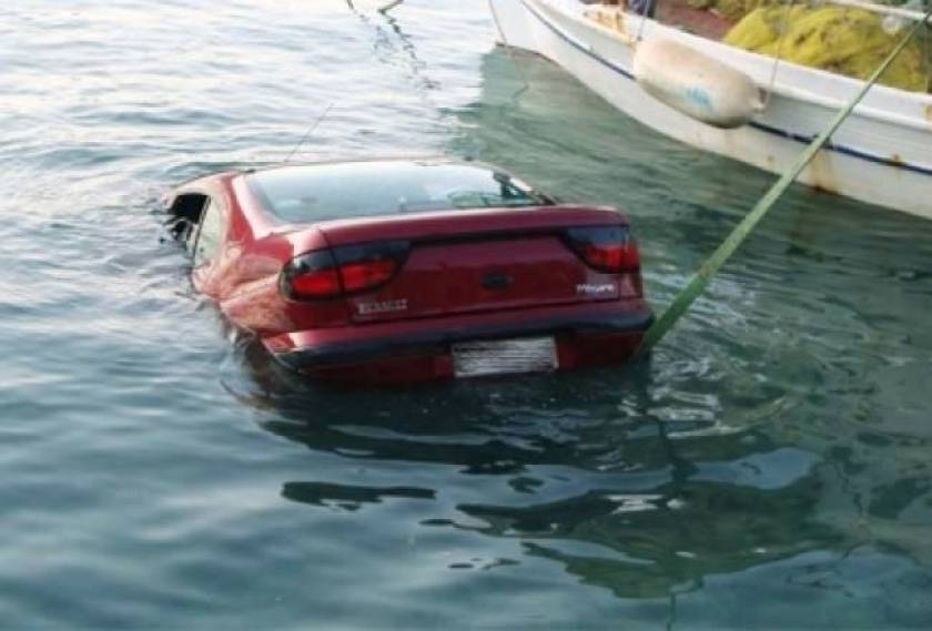 Θεσσαλονίκη: Όχημα μετά από τροχαίο κατέληξε στη θάλασσα