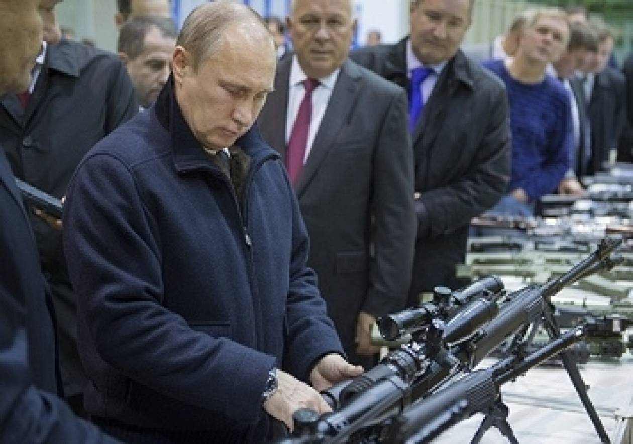 Ο Πούτιν δοκίμασε το νέο όπλο της κοινοπραξίας «Καλάσνικοφ»