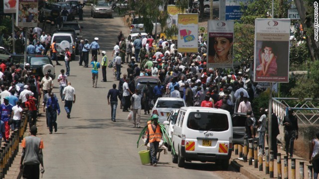 Κένυα: Συνεχίζεται η ομηρεία- Aκούγονται πυροβολισμοί