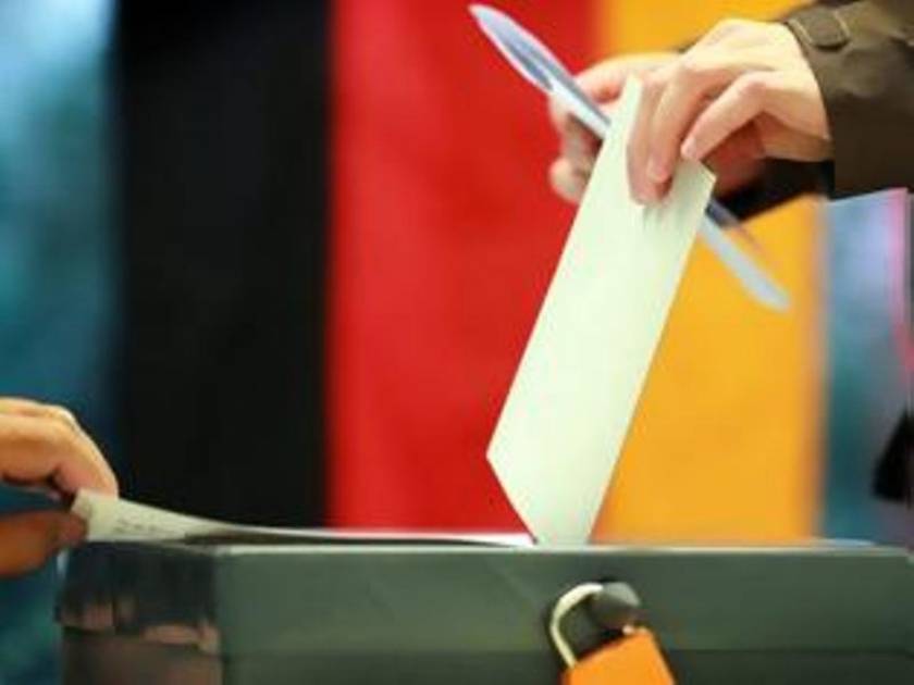 Γερμανικές εκλογές: Μεγαλύτερη η συμμετοχή των ψηφοφόρων από το 2009