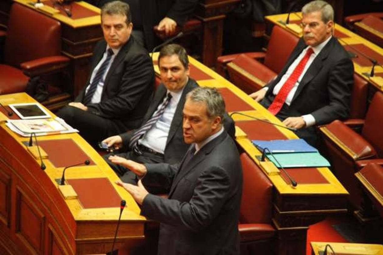 Βουλή: Αντιπαράθεση για την ενδεχόμενη παραίτηση των βουλευτών της Χ.Α