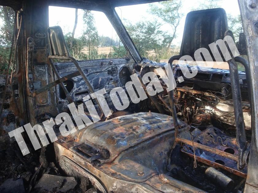 Μυστήριο στη Ξάνθη: Στις φλόγες κλεμμένο φορτηγάκι (pics)