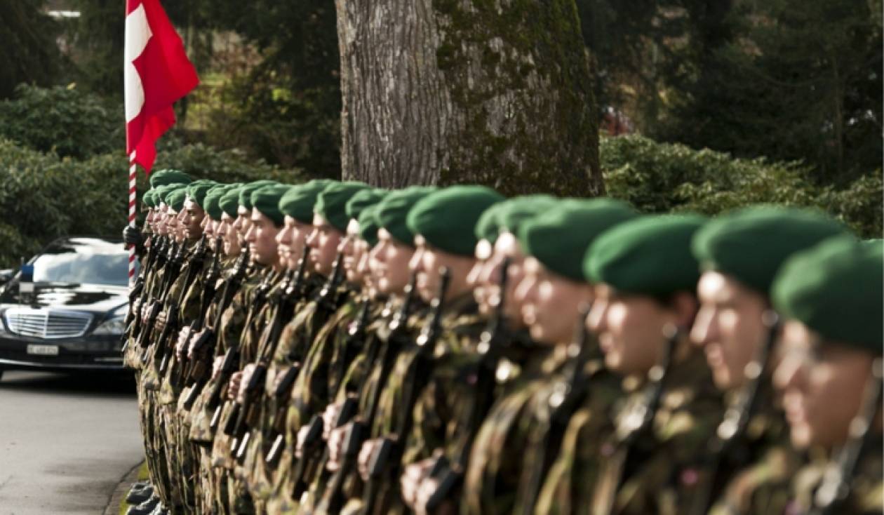 Γυμνάσια ελβετικού στρατού με «εχθρό» τη Γαλλία