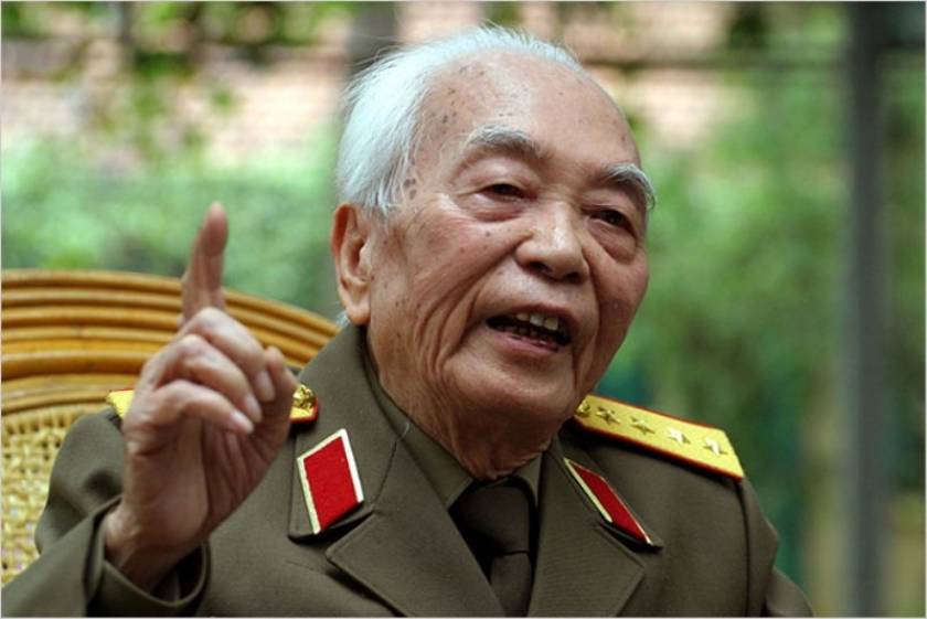 Aπεβίωσε ο θρυλικός στρατηγός Vo Nguyen Giap