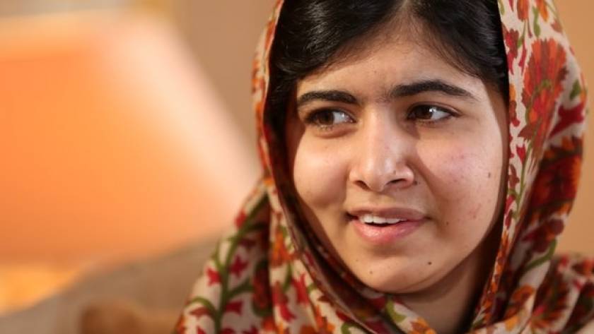H 16χρονη Μαλάλα, θύμα των Ταλιμπάν, δίνει μαθήματα ήθους
