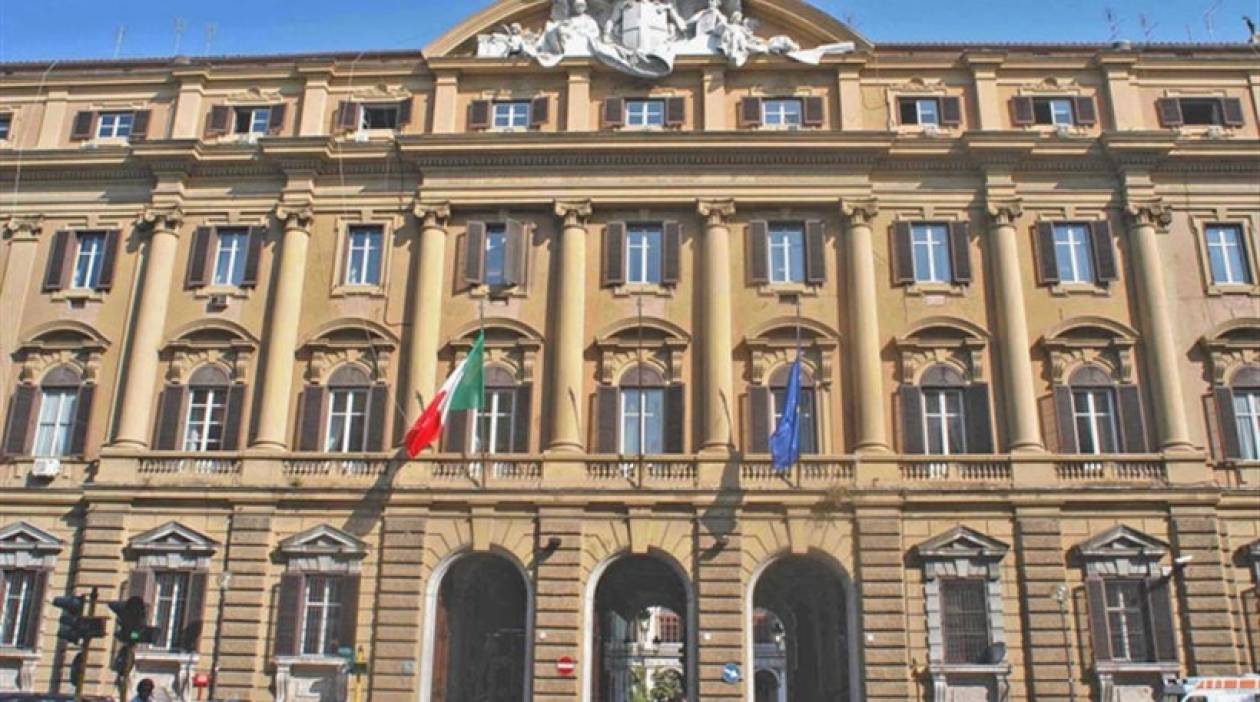 Ιταλία: Περικοπές στα έξοδα των υπουργείων κατά 1,1 δισεκ. ευρώ