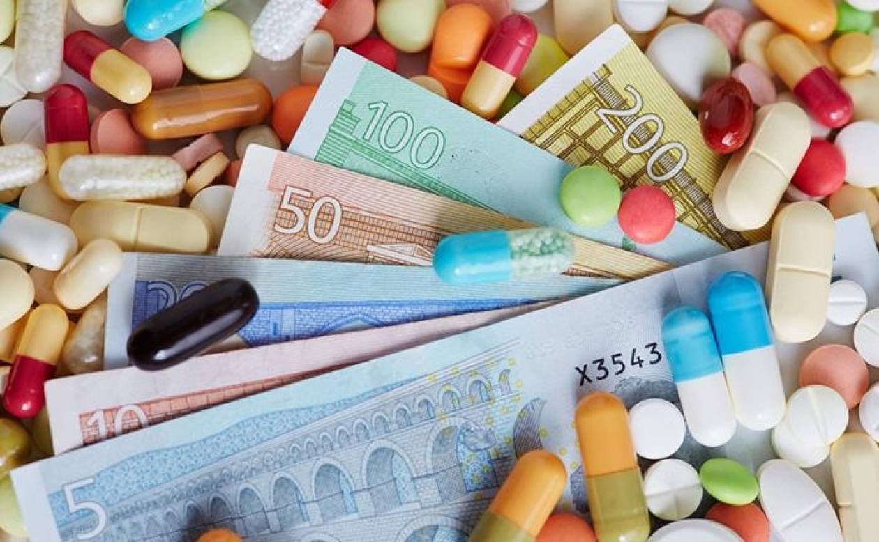 Μειώνονται τα έσοδα των φαρμακευτικών επιχειρήσεων