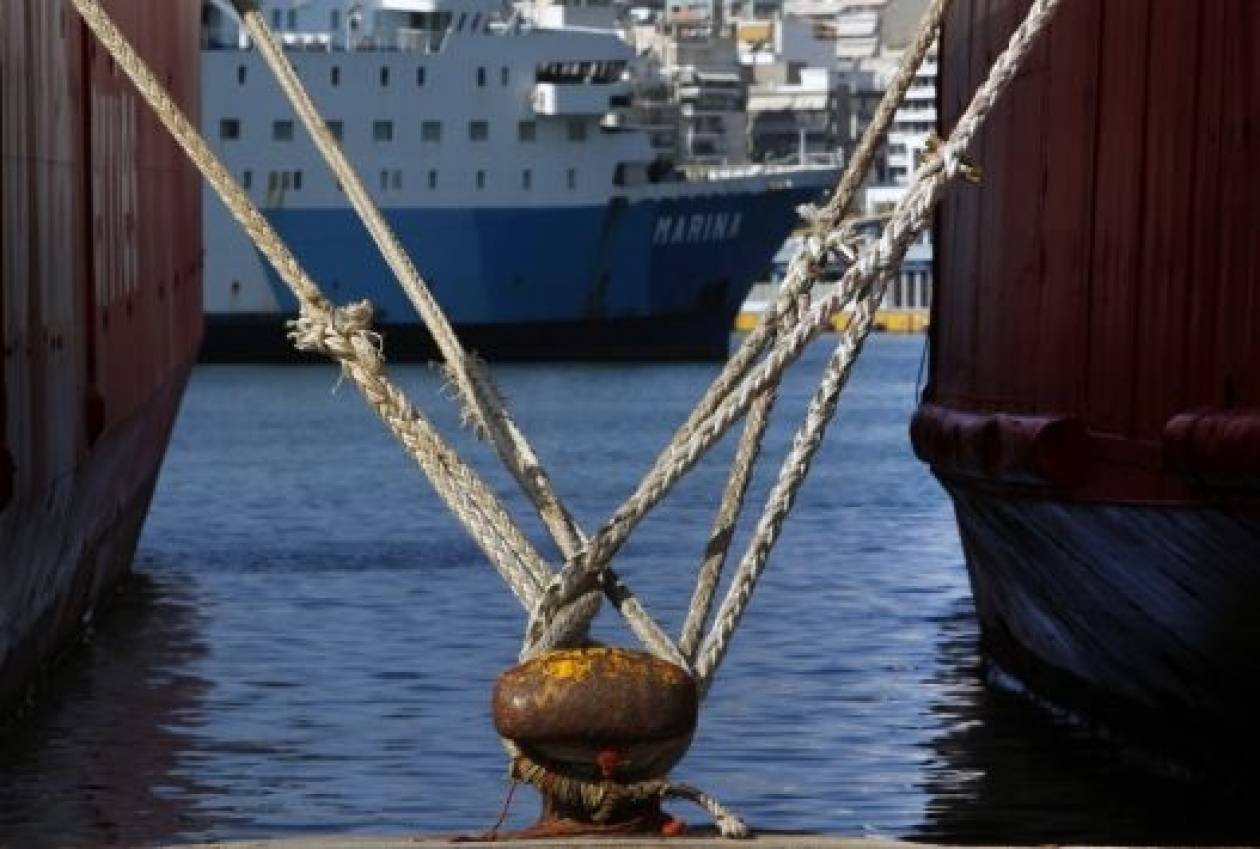 ΠΝΟ: Δεμένα τα πλοία την ημέρα της γενικής απεργίας της ΓΣΕΕ