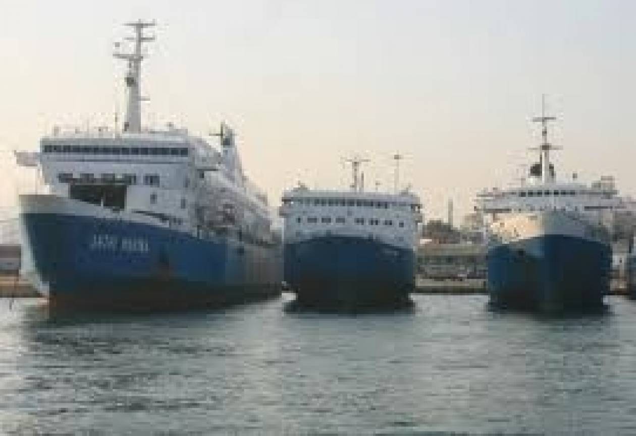 Eκποίηση εγκαταλελειμμένων πλοίων από τον ΟΛΠ