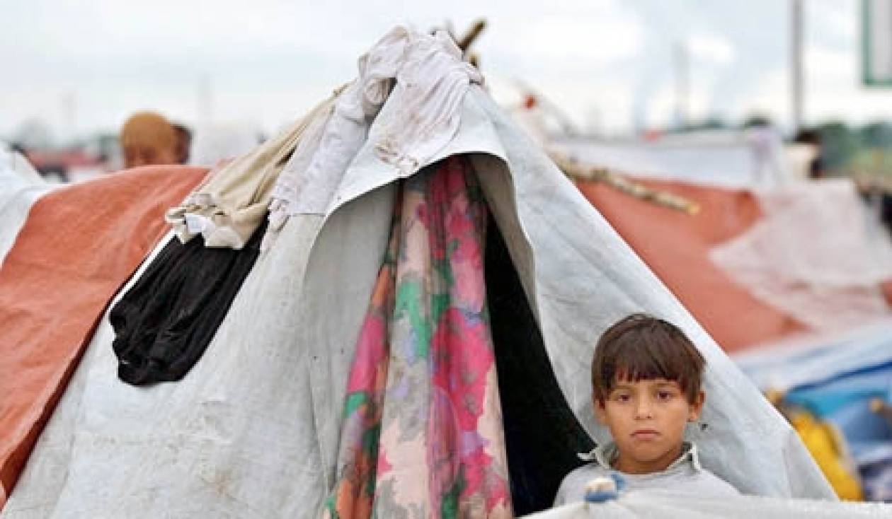 Μασσαλία: Iσοπέδωσε έναν από τους μεγαλύτερους καταυλισμούς Ρομά