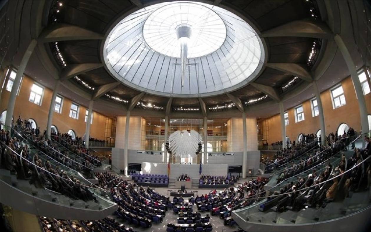 «Πρεμιέρα» για τη νέα γερμανική Βουλή-Υπηρεσιακή η κυβέρνηση Μέρκελ
