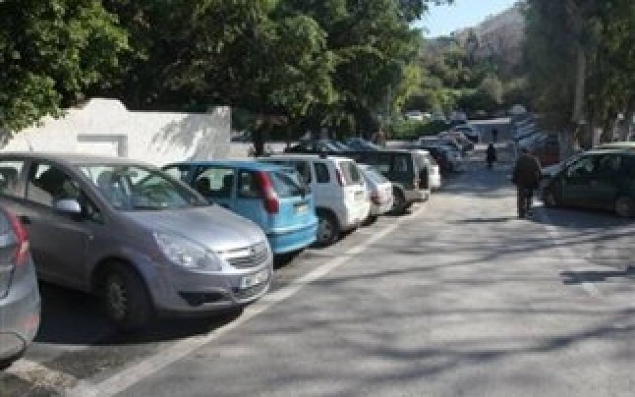 Θεσσαλονίκη: Χωρίς αυξήσεις τα τέλη στάθμευσης οχημάτων το 2014