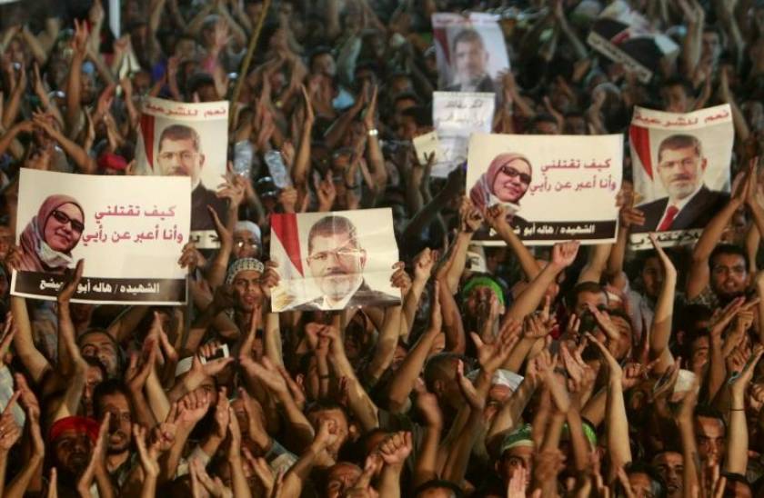 Αίγυπτος:Διαδηλώσεις την ημέρα της δίκης του Μόρσι