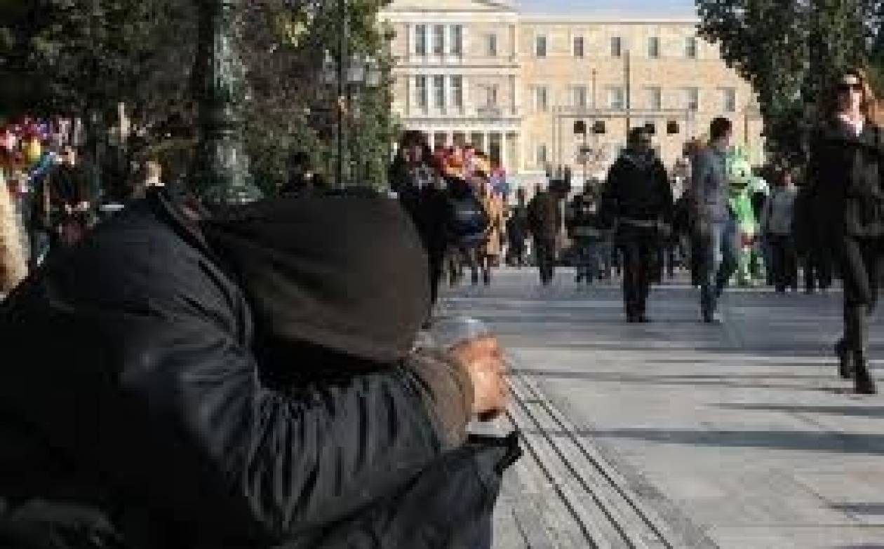 ΓΣΕΕ: Στο 23,1% οι Έλληνες που ζουν κάτω από το όριο της φτώχειας