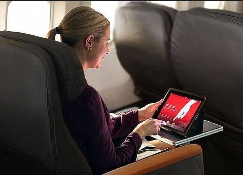 ΗΠΑ: Ανοιχτές οι φορητές ηλεκτρονικές συσκευές εν πτήσει