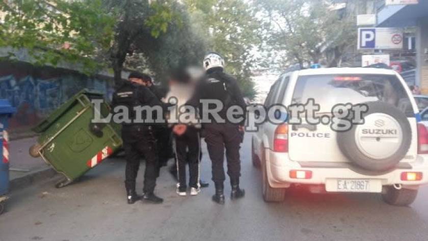 Λαμία: Σύλληψη ON CAMERA στο κέντρο της πόλης