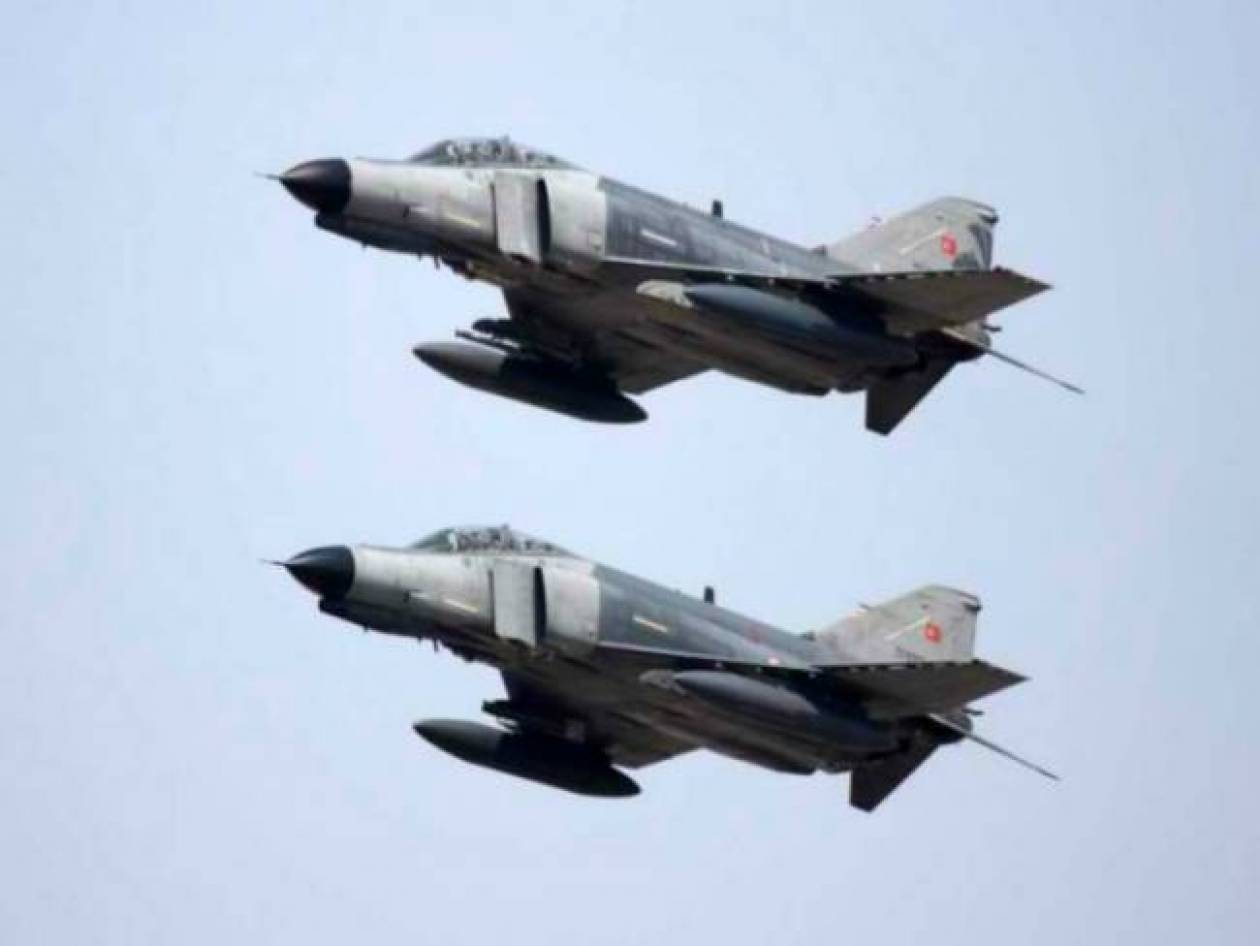 Συριακά αεροσκάφη «χτύπησαν» θέσεις ανταρτών στη νότια Δαμασκό