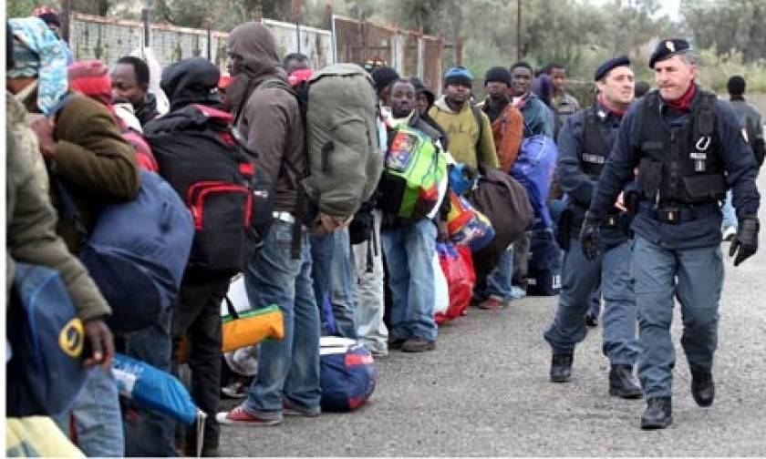 Επικρίσεις δέχεται η Ρώμη για τη μεταχείριση των μεταναστών