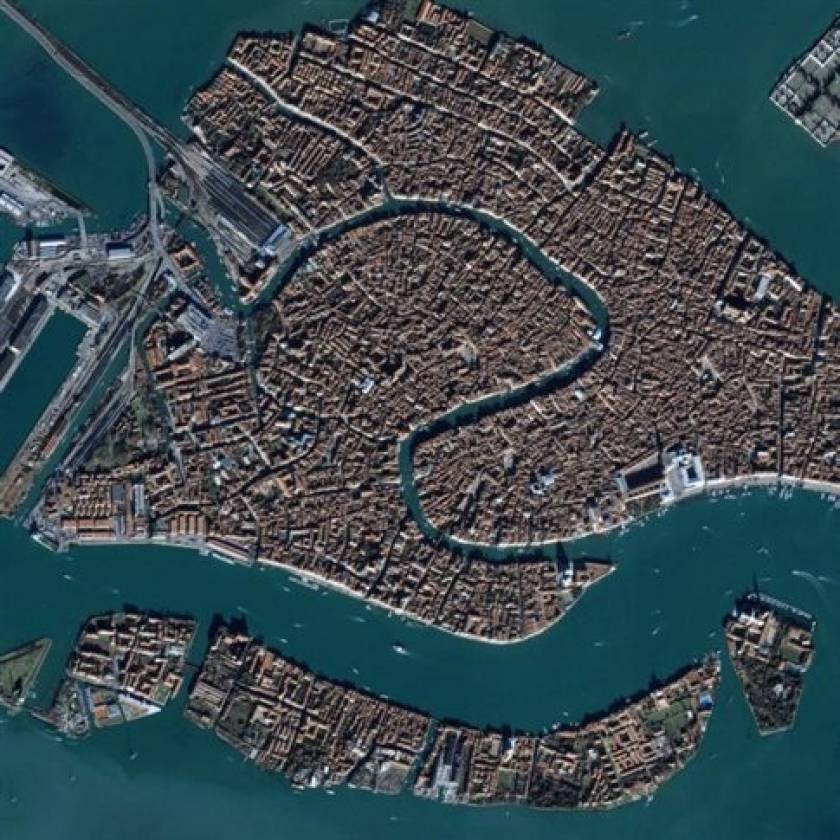 Απαγορευτικό βάζει η Βενετία στα μεγάλα κρουαζιερόπλοια