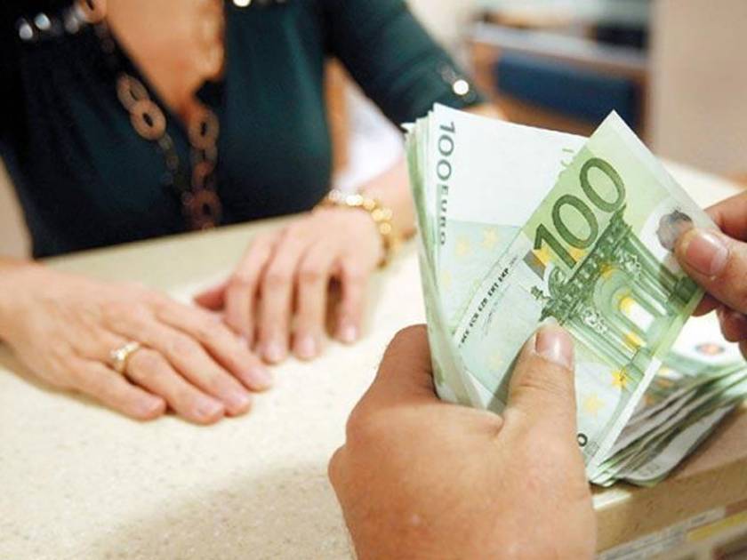 «Ανάσα» σε χιλιάδες δανειολήπτες από τη μείωση των επιτοκίων της ΕΚΤ