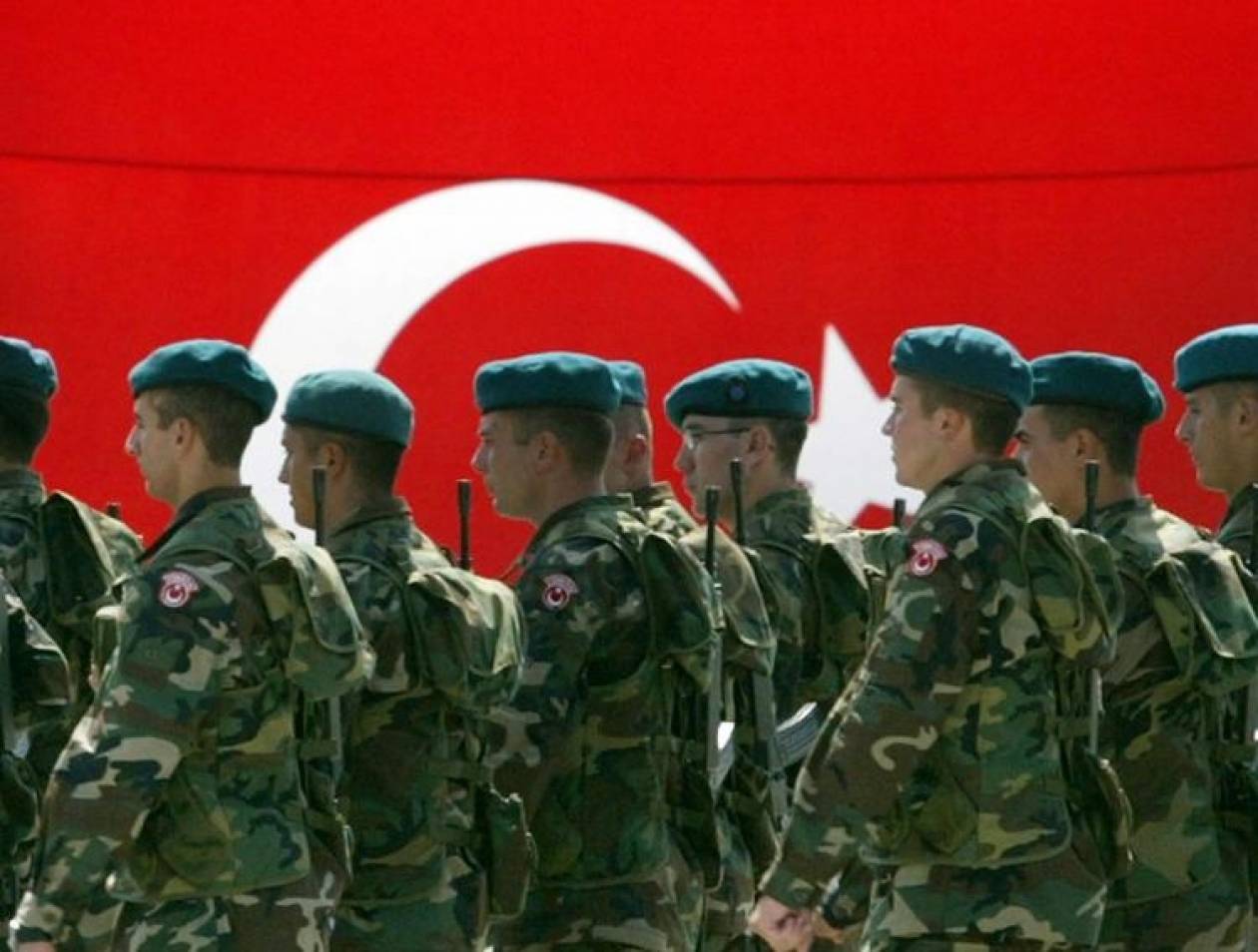 'Εφοδος του Α/ΓΕΣ Τουρκίας σε στρατόπεδα