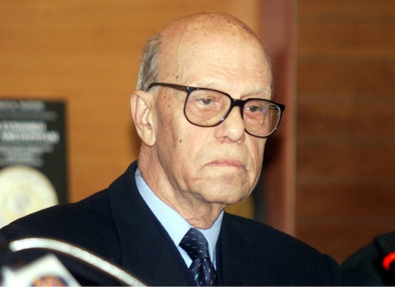 Απεβίωσε ο πρ. υπουργός και συνεργάτης του Κ. Καραμανλή Ν.  Μάρτης