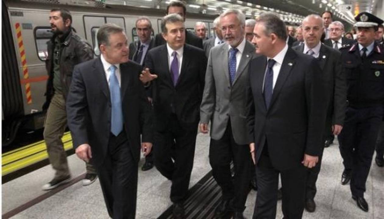 Συνάντηση Χρυσοχοΐδη-Χόιερ και επίσκεψη στον σταθμό Μετρό Ελληνικού