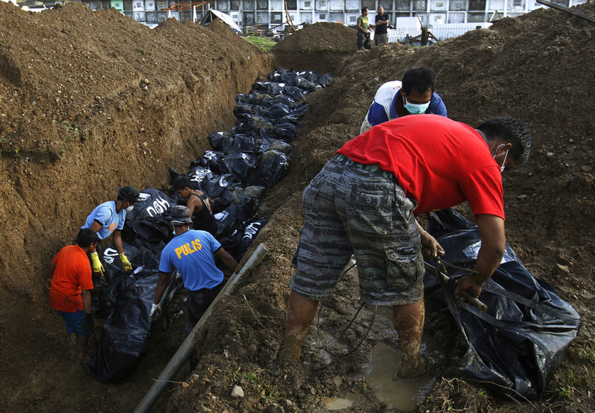 Φιλιππίνες: Μία εβδομάδα μετά την απίστευτη τραγωδία (pics)