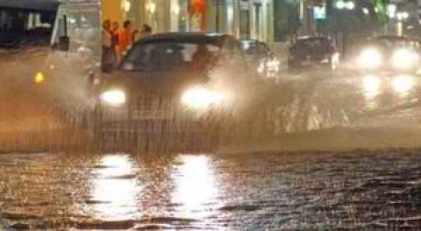 Καταιγίδες σε όλη τη χώρα - Πλημμύρες στην Αττική