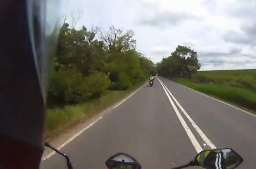Το ατύχημα του μοτοσικλετιστή (βίντεο)