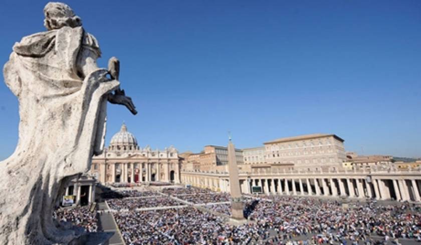 Για πρώτη φορά το Βατικανό παρουσίασε τα λείψανα του Αγίου Πέτρου